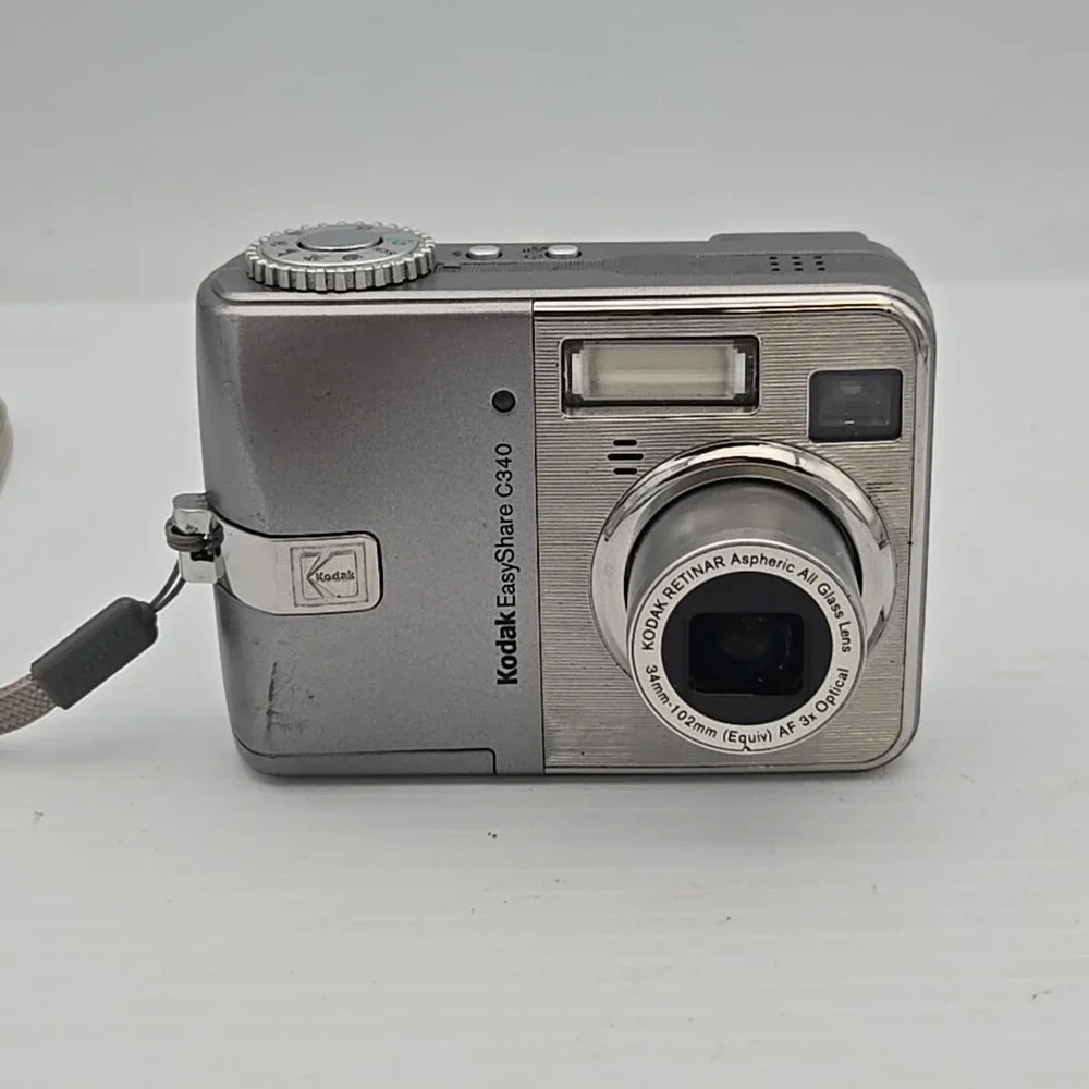 Kodak EasyShare C340 5MP Digital Camera 3x Zoom Silver (Read Description)